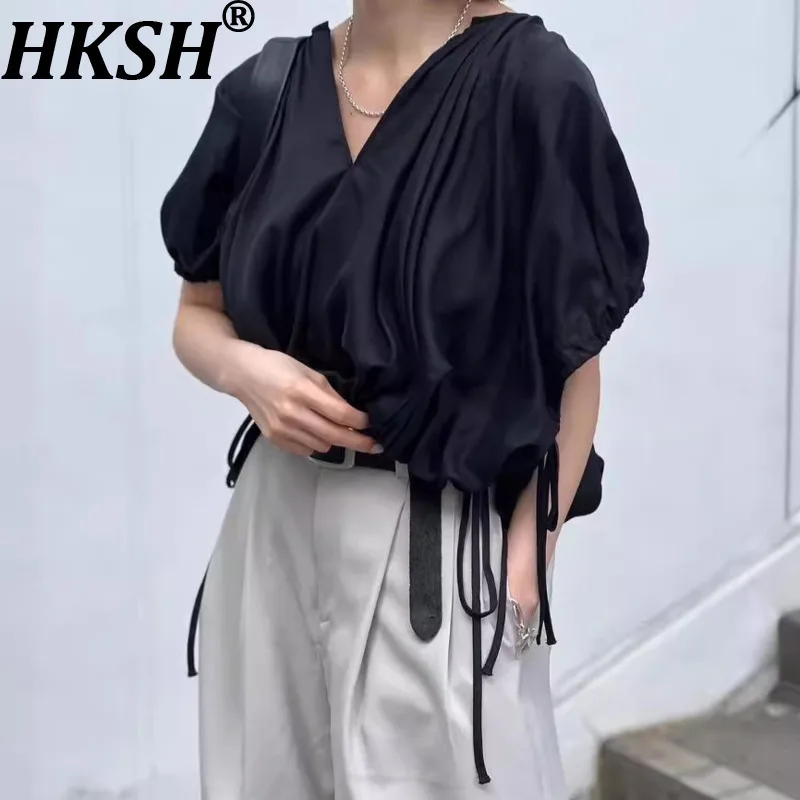

HKSH Summer New Women Trendy Fashion French Elegant Temperament High Street Solid Color V-neck Short Sleeved Pleated Tops HK6466