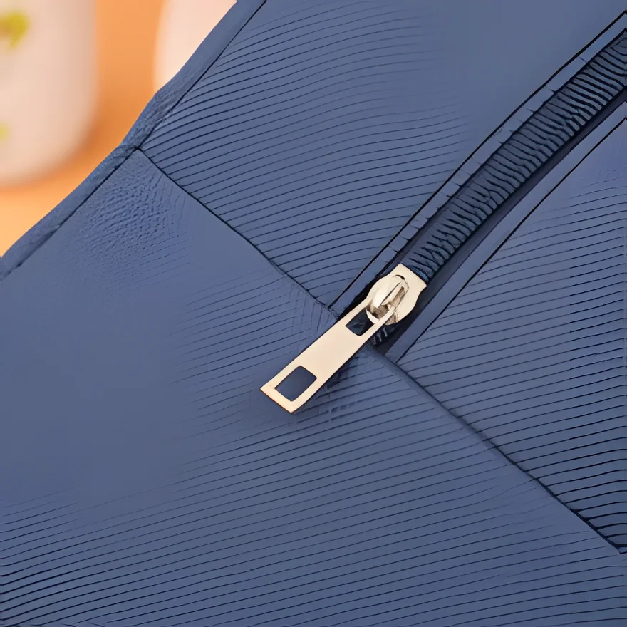 Flip-Top Lunch Box Bag - New Large-Capacity Cartoon Design, Portable Handheld Meal Carrier for Students & Office Workers