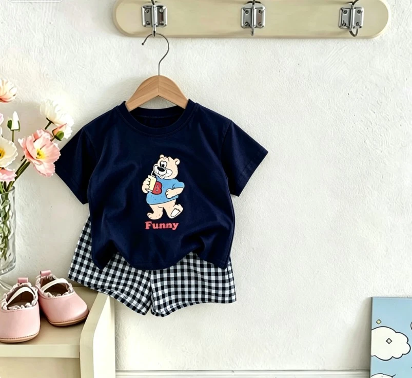 Little Boys Casual Summer Outfit Funny Bear Printed Crew Neck Cotton Top And Plaid Loose Shorts Children Daily Wear Home Clothes
