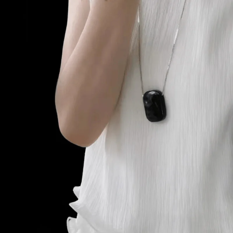 

Statement Black Brown Oval Stone Long Necklace Pendants For Women 2024 New Sweater Chain Runway Jewelry