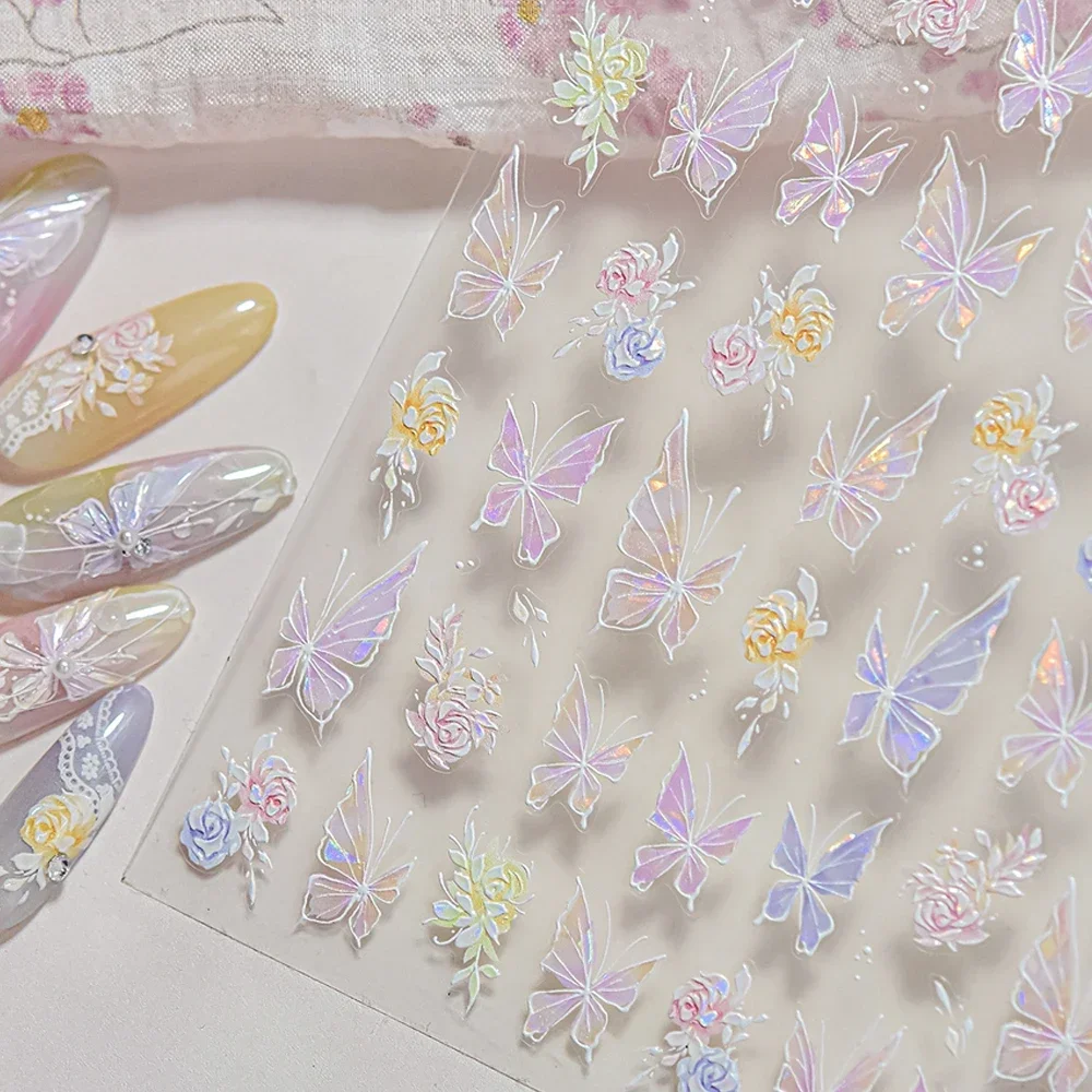 สติกเกอร์ติดเล็บลายดอกไม้ผีเสื้อสีขาวไล่ระดับสีชมพู ประดับดาวระยิบระยับ สไตล์ชิค ลายกลีบดอกไม้ 5D แบบนิ่ม ติดง่าย สำหรับตกแต่งเล็บ
