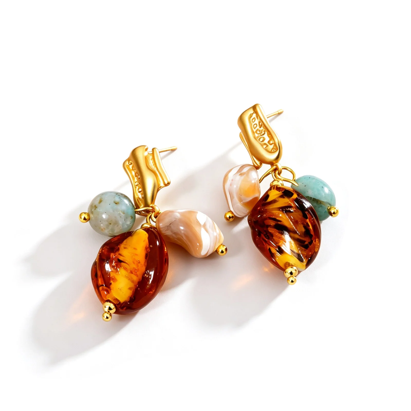 1Pair Retro Dangle Drop Earrings for Women Gold Plated Brass Mixed Natural Stone Shell Bead Statement Earrings Elegant Jewelry