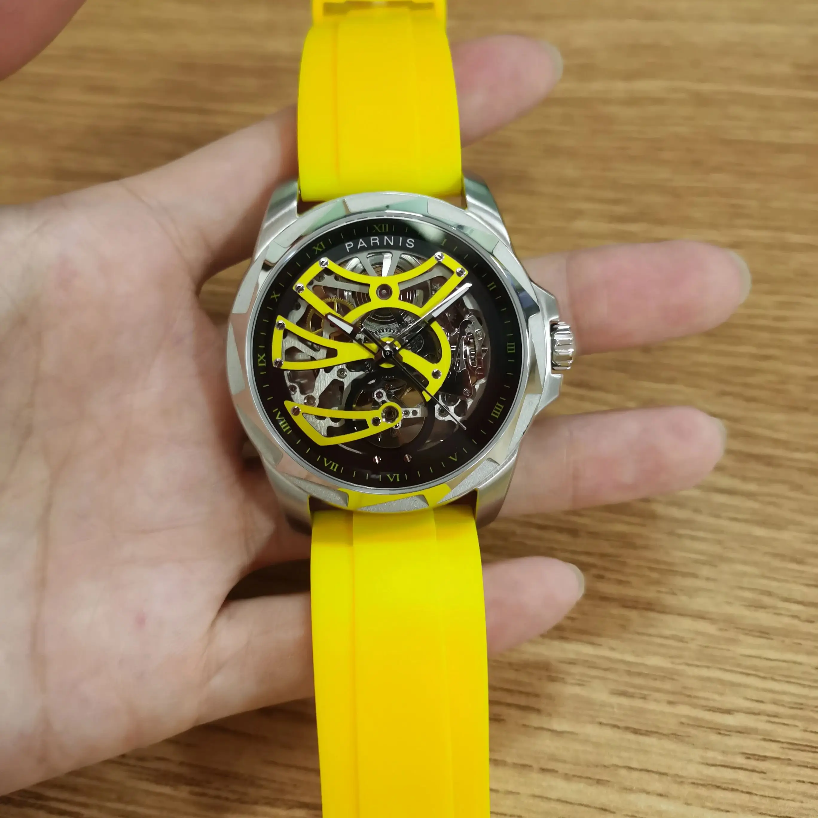 

Fashion Parnis 43mm Silver Case Men's Watch Sapphire Crystal Yellow Rubber Strap Automatic Mechanical Watch For Men reloj Gift