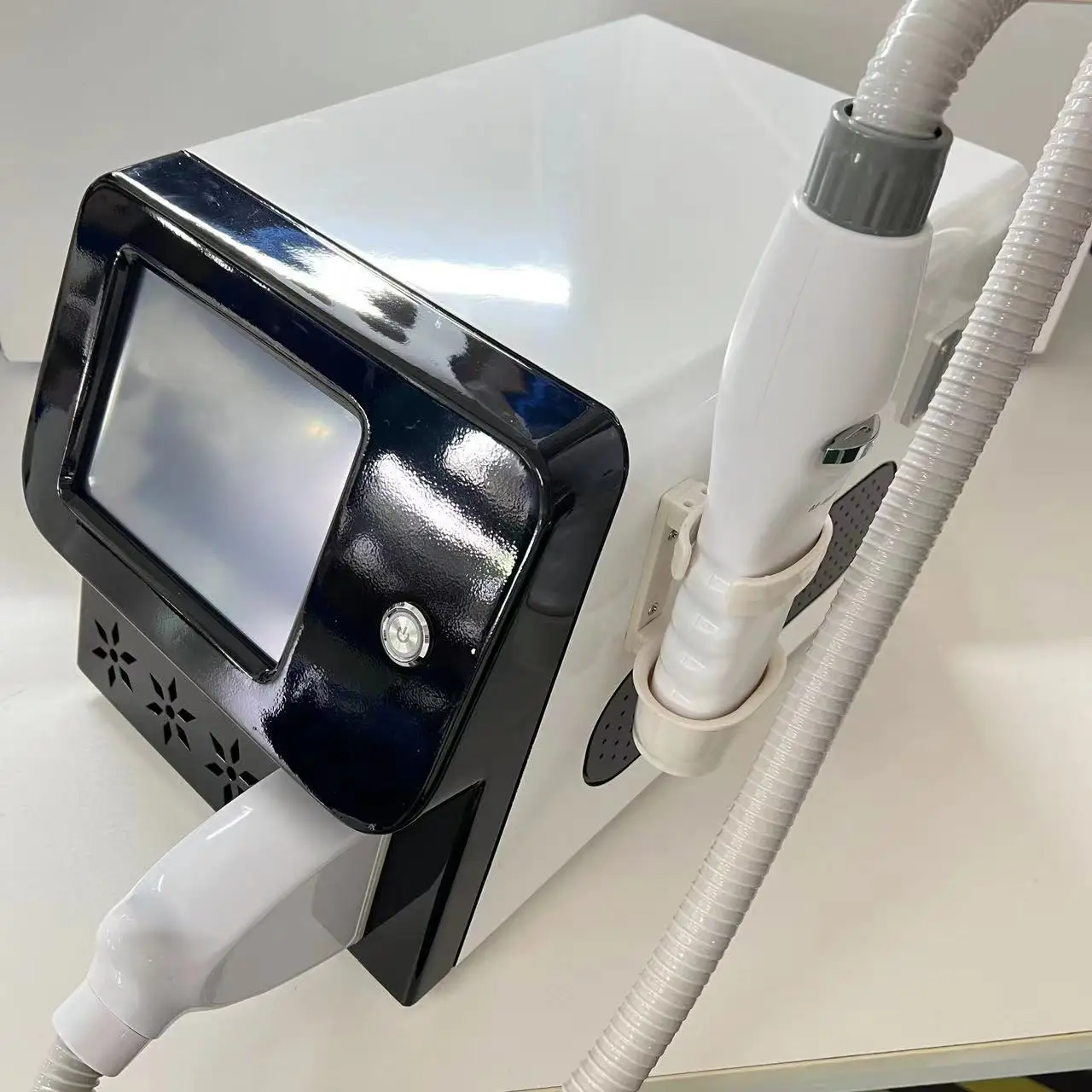 532Nm 755Nm 1064Nm … - image