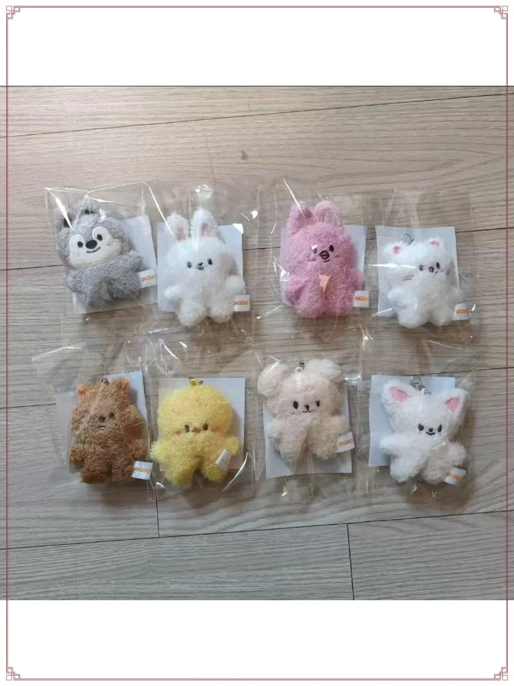 سلسلة مفاتيح صغيرة SKZOO Stray Kids FM Field Week، قلادة ظريفة، مشبك حقيبة ظهر، هدية للأزواج وأعياد ميلاد الأطفال