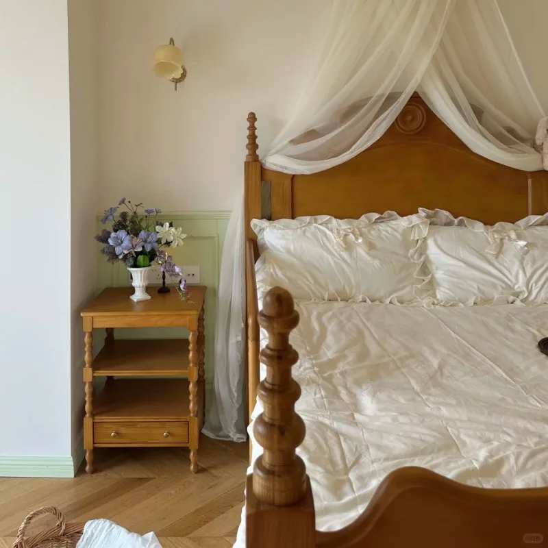 American solid wood children's bed French retro girl guardrail bed new protective fence boy princess bed 1m 2 beds