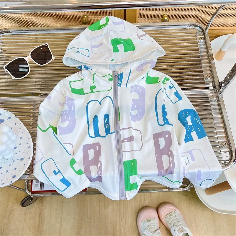

Детские солнцезащитные куртки, летние дышащие пальто для мальчиков и девочек, детские ветровки с мультяшным принтом, одежда для малышей, одежда для малышей