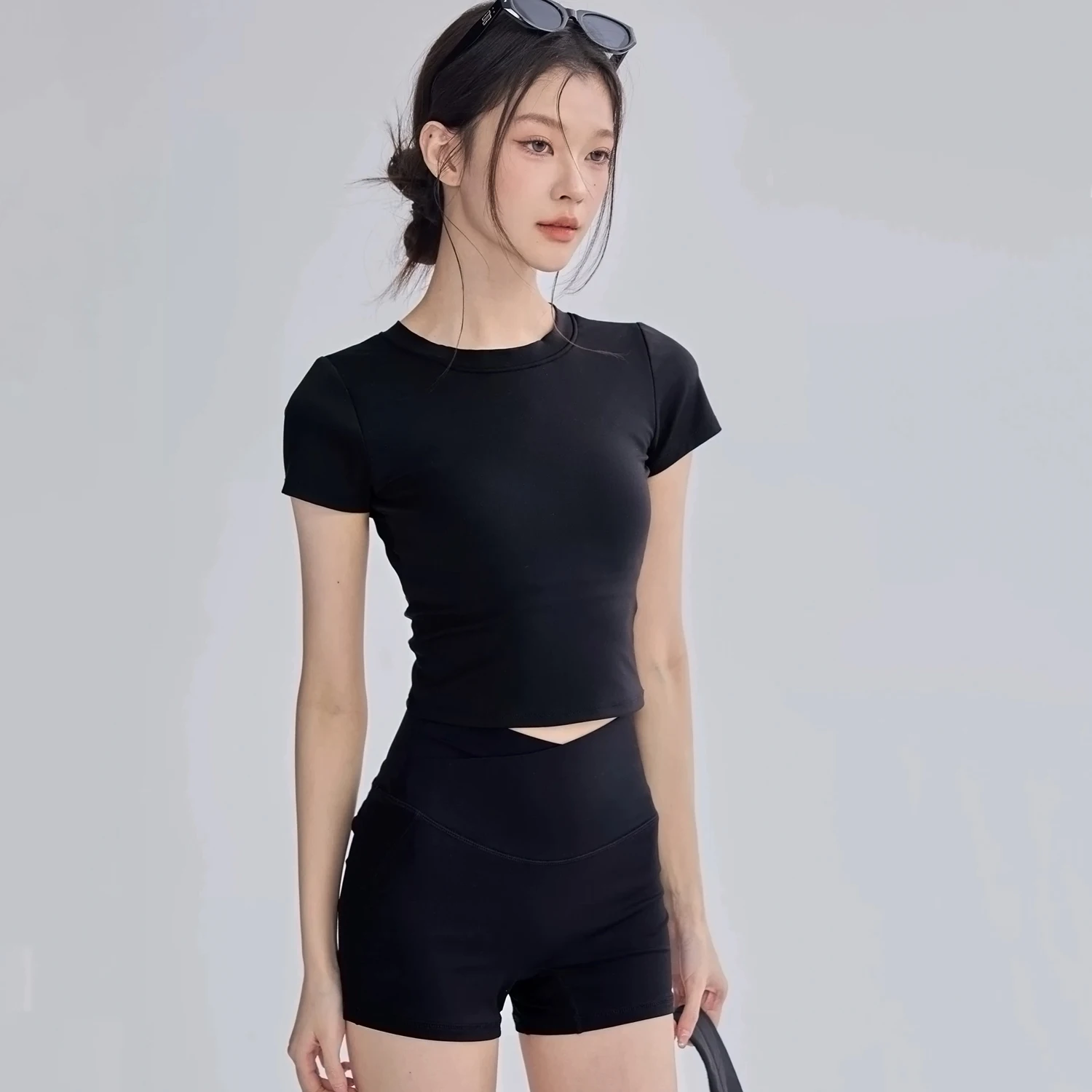 Großhandel Damen Gepolstertes Langarm-Yoga-Shirt mit Schönem Rücken, Gym-Bluse, Pilates, Fitness, Laufen, Workout, Sport-Top – Detail 17