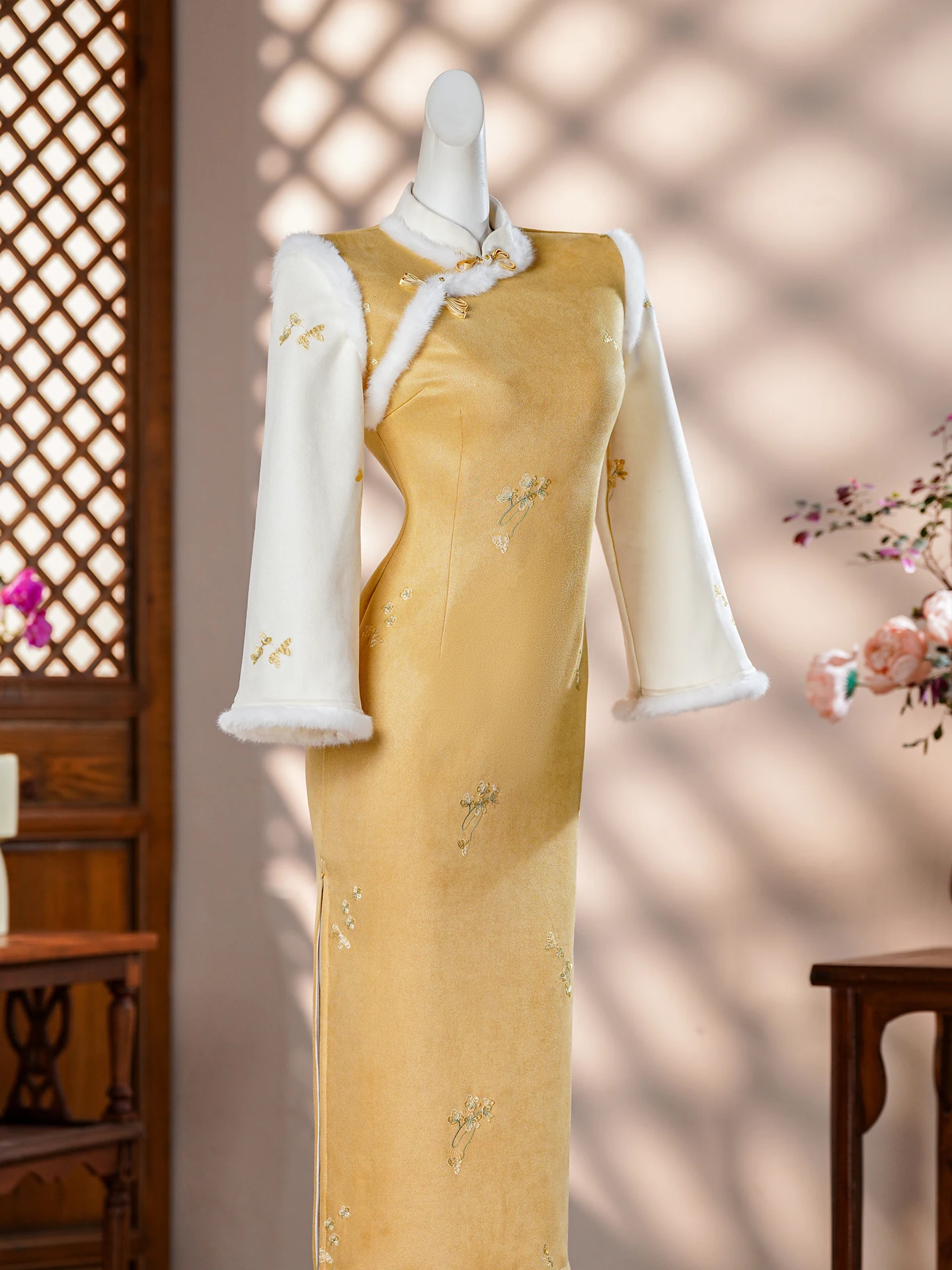 

Элегантное осенне-зимнее платье с эффектом утончения талии, двухцветное, для девочек, с длинными рукавами и цветочным принтом, создающее ощущение роскоши