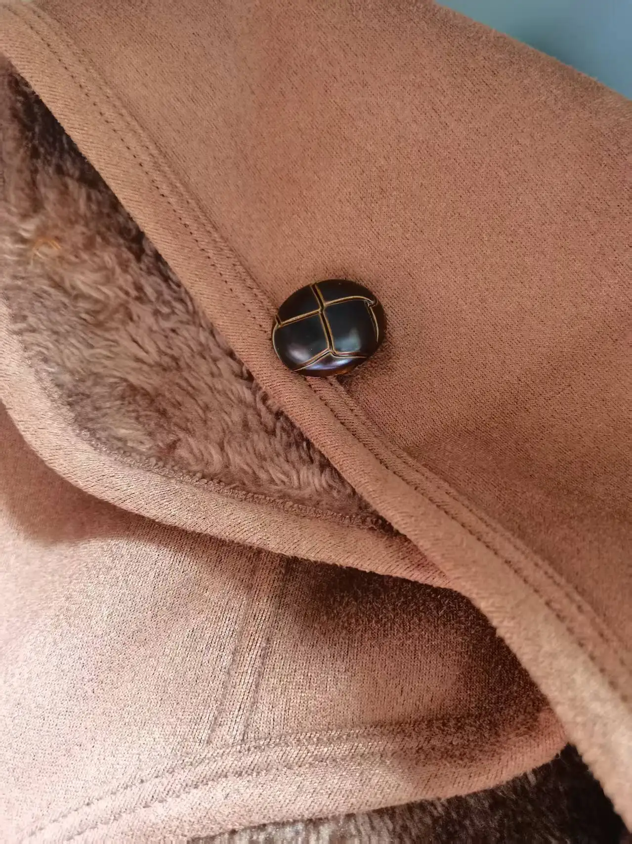 Weiche und Dünne Kunstlammwolle Wildleder-Jacke in Braun für Damen, Winter Koreanischer und Japanischer Stil Locker Sitzend – Detail 6