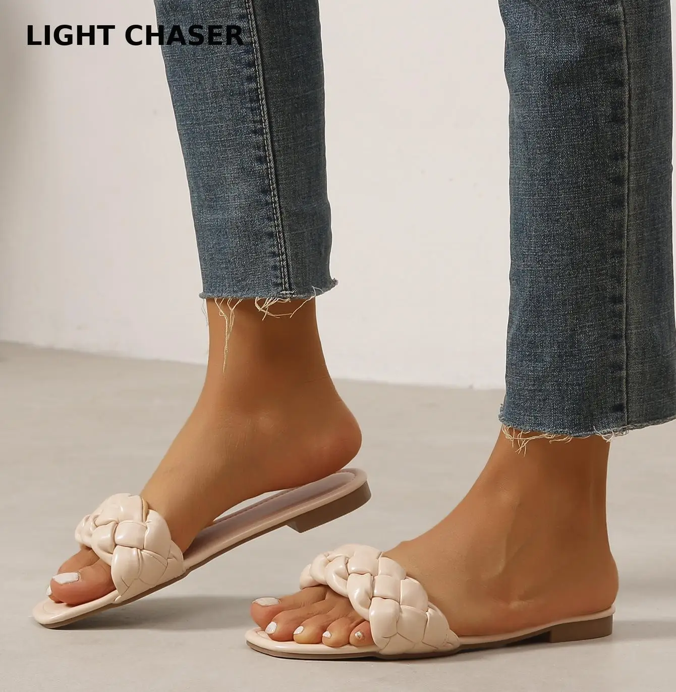 Women Temperament Slippers Braided Design Charm Open-toe Set Foot 2022 Vacation Beach Flat Sandals Casual Flip Flops Women Shoes