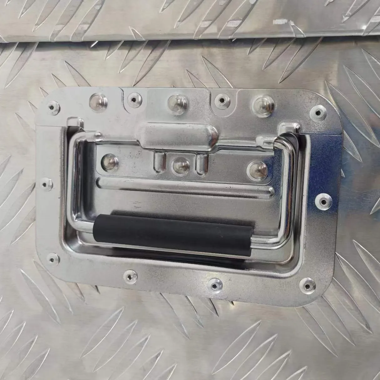 Waterproof Aluminum Generator Storage Truck Tool Box for Camper Trailer Pickup