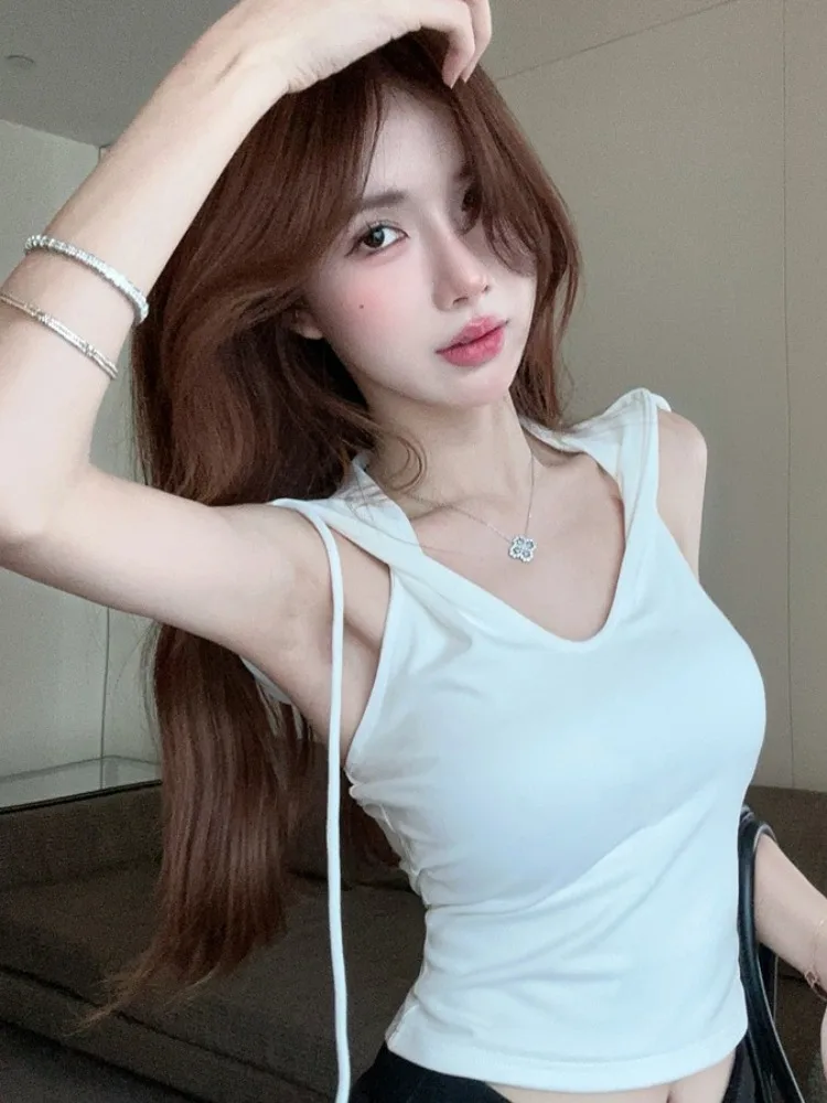 

American Cool Spicy Color Hooded Backless V-neck Women's Summer Slimming Sleeveless Chest Pad Short T-shirt