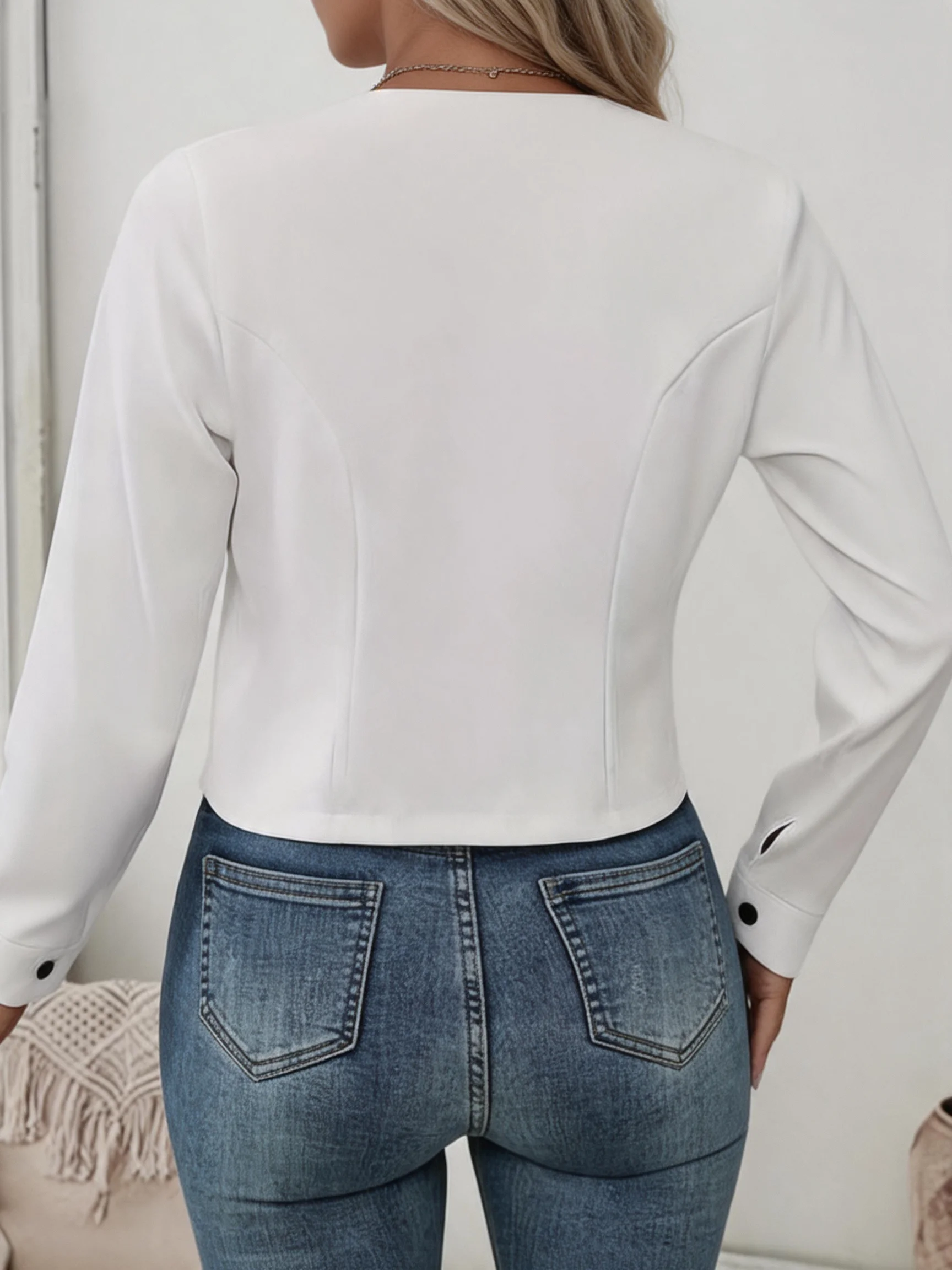 White V-neck Fitted Long-Sleeved Blouse Women's New Style Single-Button Short Top Versatile Figure Flattering - view 2