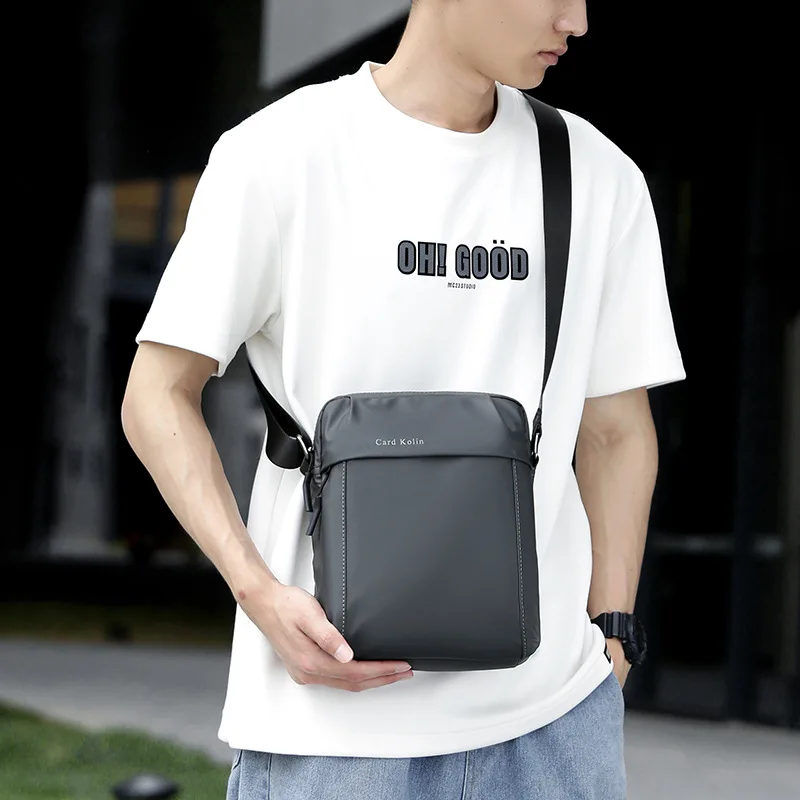 

Men's fashionable nylon waterproof small backpack, lightweight square crossbody bag, business travel backpack