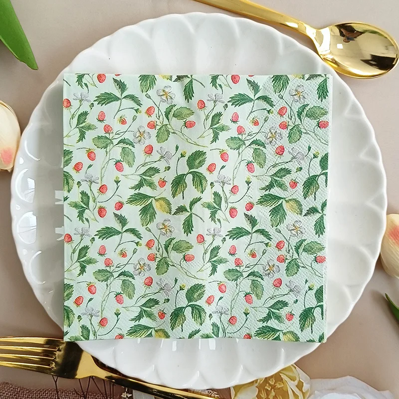 20Pcs Strawberry Printed Paper Napkins, Disposable Napkins Tissues for Weddings Party Festivals Anniversary Celebrations Decor