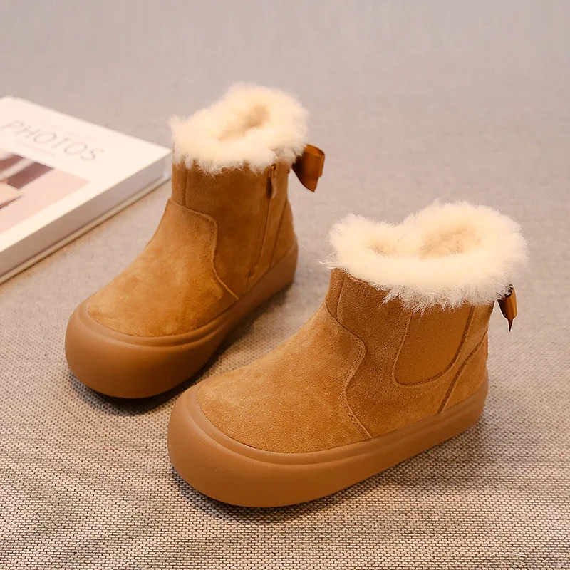 

Детские зимние сапоги в стиле ретро, классические ботинки принцессы для девочек с бантами сзади, новинка зимы 2024, детские короткие сапоги, теплая плюшевая мягкая подошва