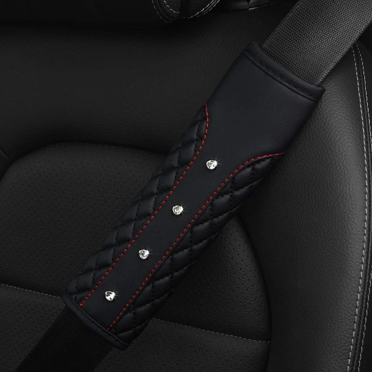 1 diamond-encruped Blingbling Faux sheepskin car accessory Seat belt shoulder protector Comfortable anti-tightening safety strap