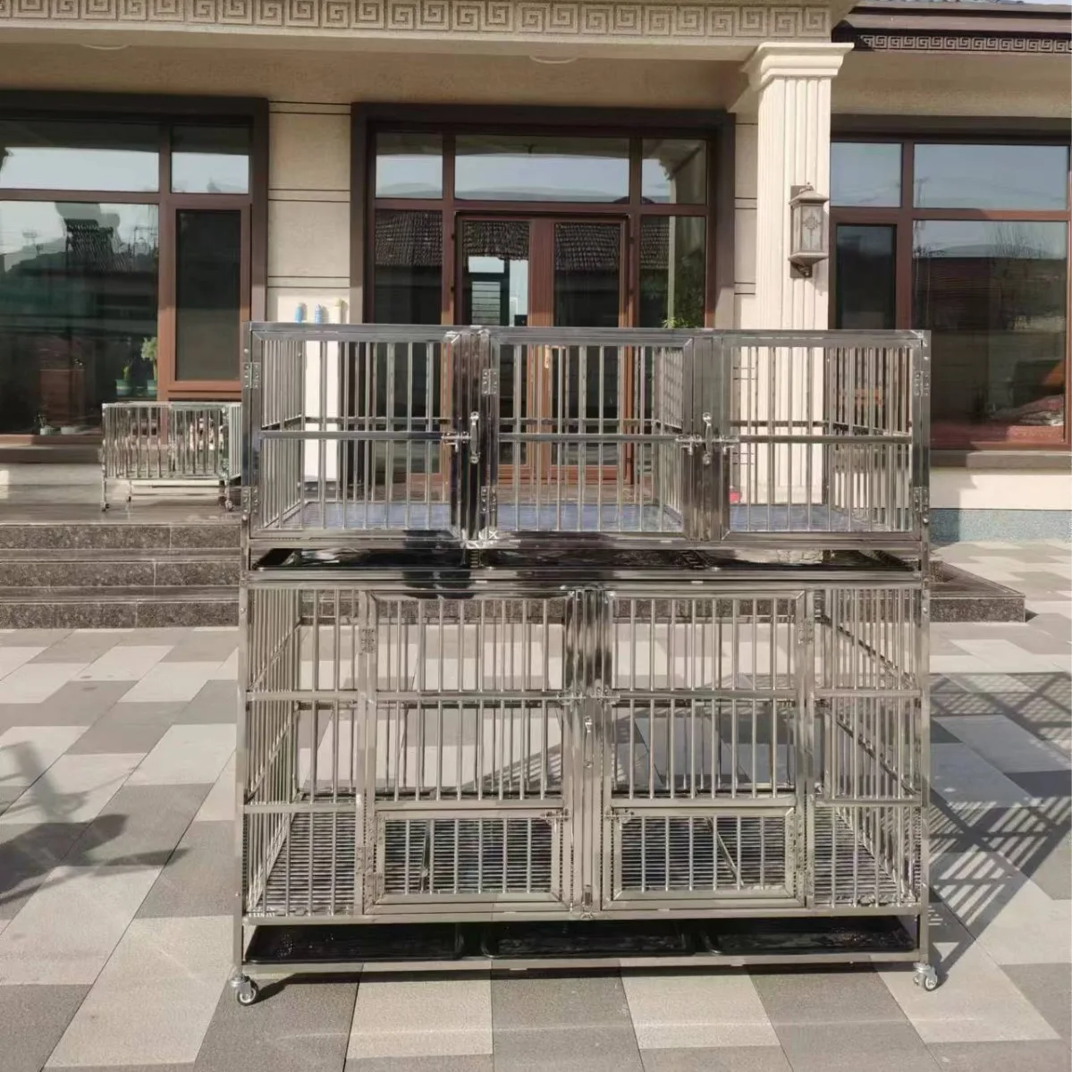 Stainless steel assembled dog cage thickened square tube dog cage laser full welding multi-layer combined dog cage.