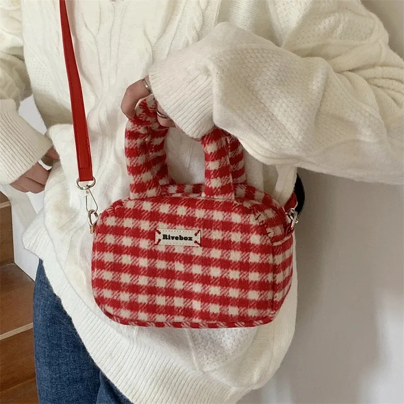 

Stylish Red Plaid Crossbody Bag for Women Lovely Ladies Shoulder Handbag Casual Zipper Purse Top-Handle