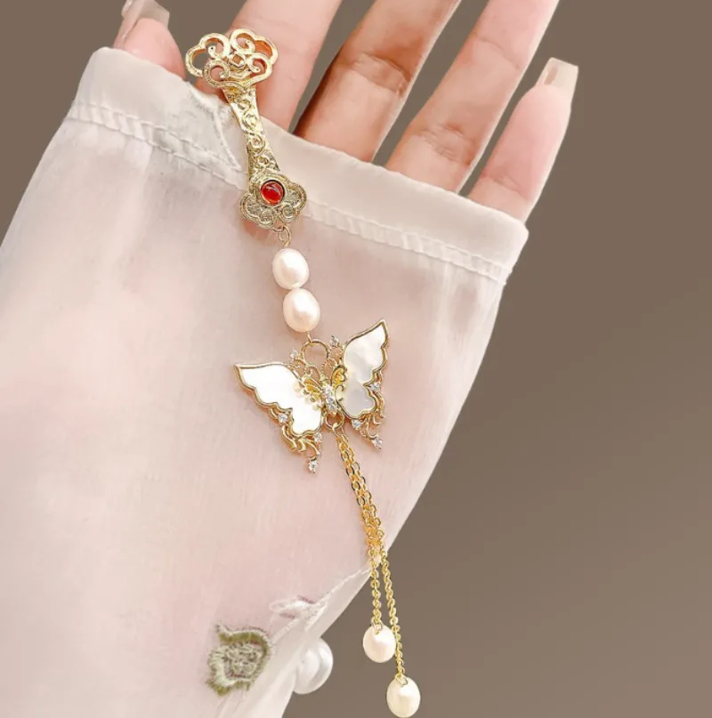 Exquisite Palace Style White Shell Butterfly Tassel Pendant Pearl Brooch Women Party Jewelry