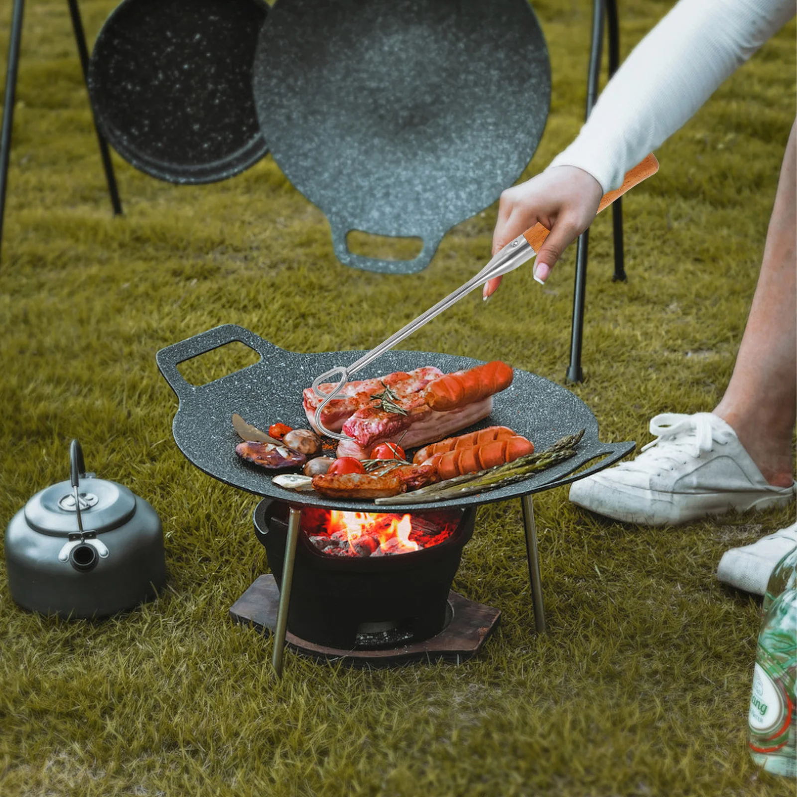 

Heavy Duty Stainless Steel Bbq Meat Flipper Hook Wooden Handle Cooking Flipper Grilling Roasting Outdoor Food Hook