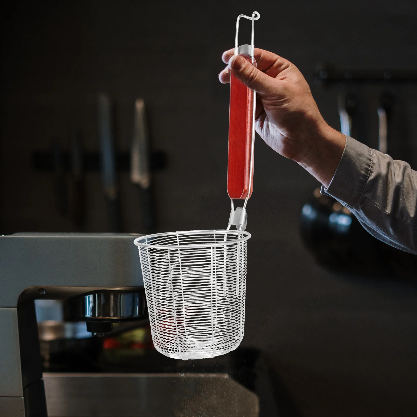 

Stainless Steel Colander Spider Food Grade Rust Resistant Kitchen Mesh Pasta Basket Noodle Sieve Wooden Handle for Spaghetti