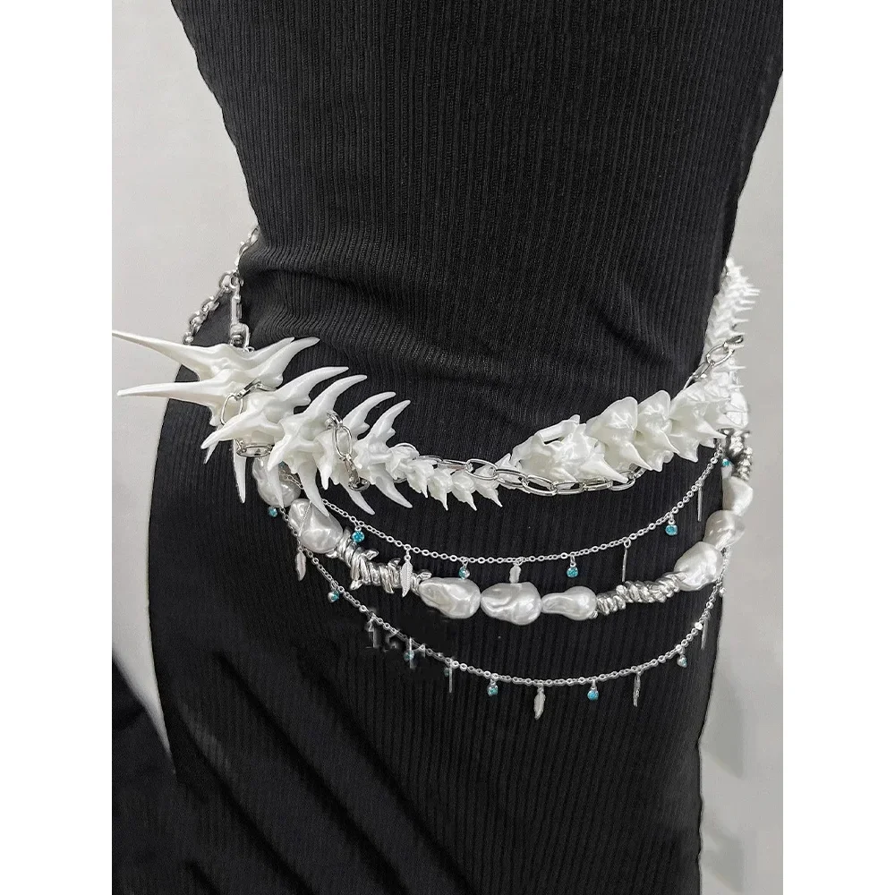 

ZHUHE The Spine Pearl Waist Chain In The Neo-Gothic Style Is A Jewelry Accessory For Men And Women As A Party Gift