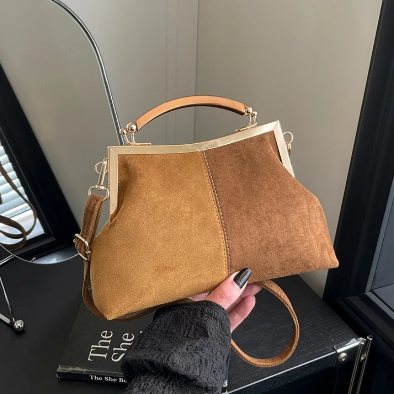 

Women's Vintage Frosted Handbag Fashion Color-blocked Shoulder Bag Metal Frame Clip Bag Autumn Winter Versatile Crossbody Bag