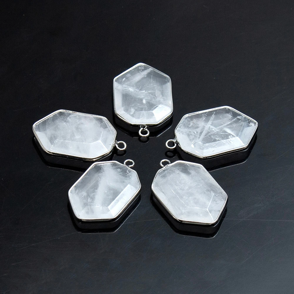 الطبيعية شبه الكريمة الحجر الأبيض كريستال قلادة 23x36 مللي متر سحر النساء/الرجال صنع المجوهرات عقد دي اي واي هدية عيد الحب