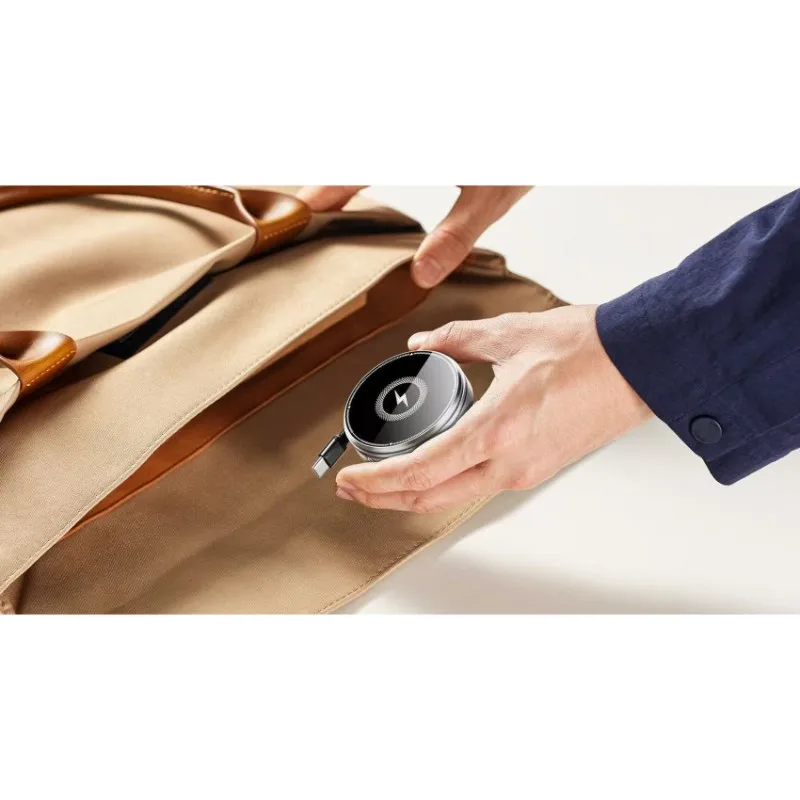 

24-часовая доставка. Магнитная беспроводная зарядная станция 3-в-1 с выдвижной подставкой, совместимая с телефонами, часами и наушниками.