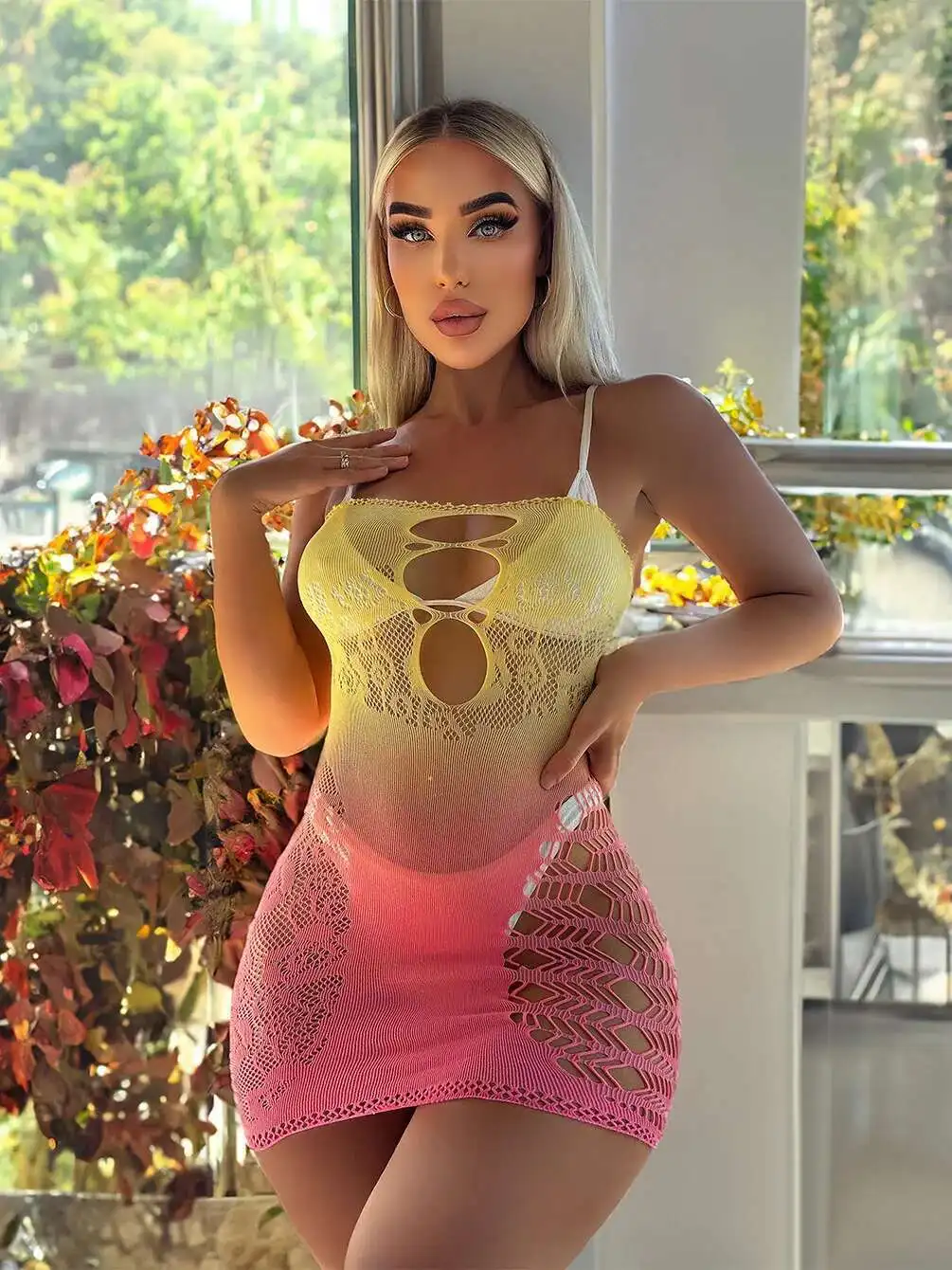 À la mode évider dégradé couleur robe sans bretelles élégant érotique femmes sens hanche étreinte Mini robe hauts doux UEL8