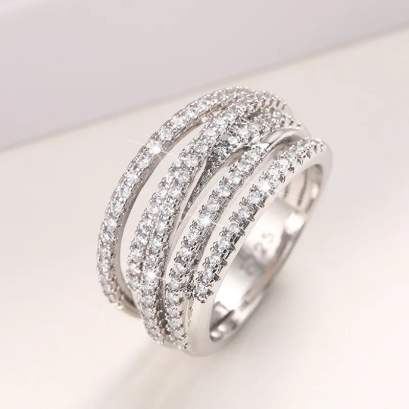 Caoshi Silber Farbe Kreuz Design Ring weibliche Party Accessoires mit schillernden Zirkonia Mode modernen Stil Schmuck für die Zeremonie