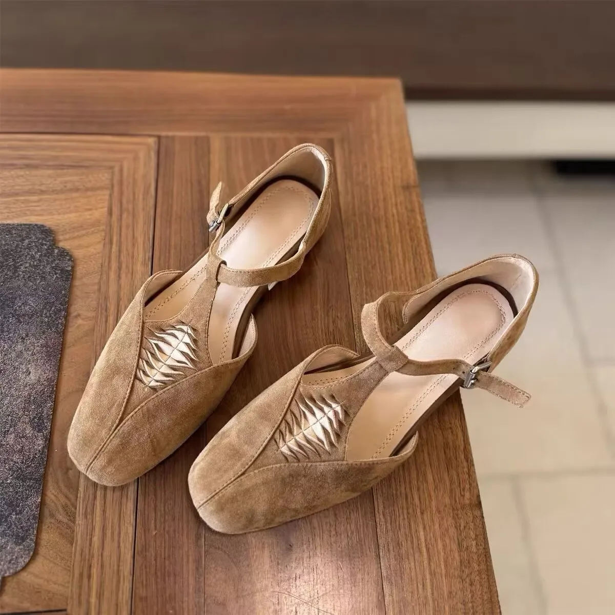 sandalias-de-mujer-retro-de-terciopelo-con-punta-cuadrada-y-correa-en-t-estilo-mary-jane-de-tacon-bajo-tipo-ballet-de-cor