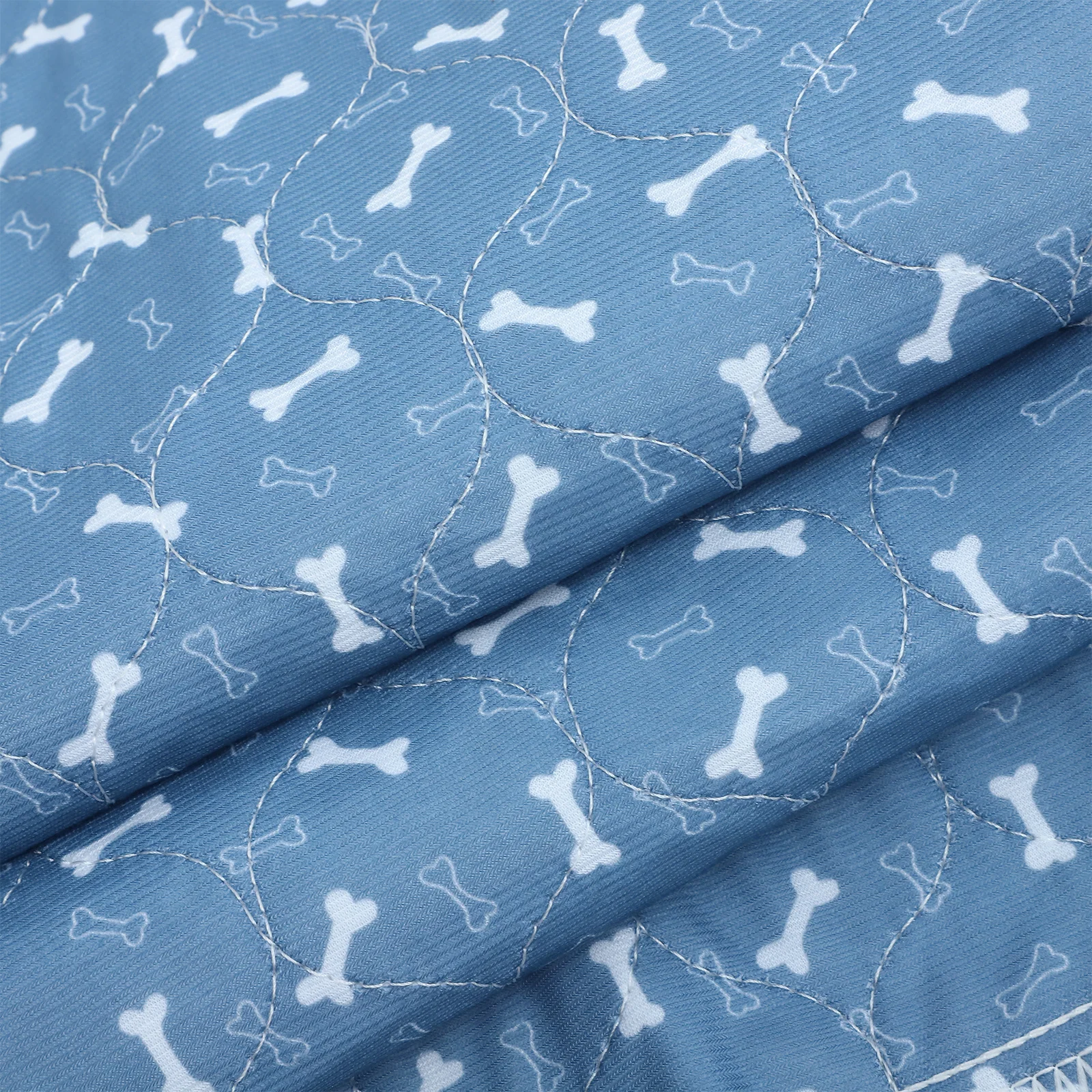 

Bone Printed Pet Pee Pads Anti Slip Reusable Training Mat High Absorbency Cloth Material Comfortable for Pets Pet Pee Mat