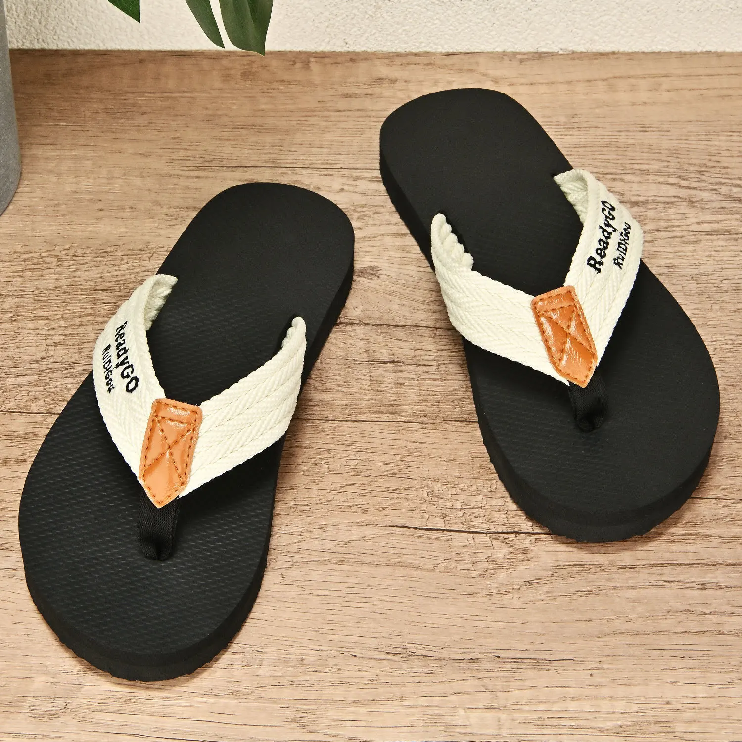 Flip Flops For Men Summer Breathable Beach Shoes Sandals Men Luxury Slides Indoor Non-slip Comfy Plus Big Size Male Slippers 50