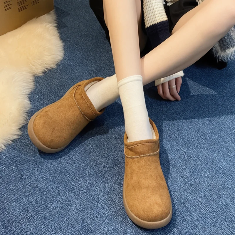 Women's Winter Flat Short Boots, with a Warm Plush Lining Inside, lightweight Flat Casual Women's Snow Boots