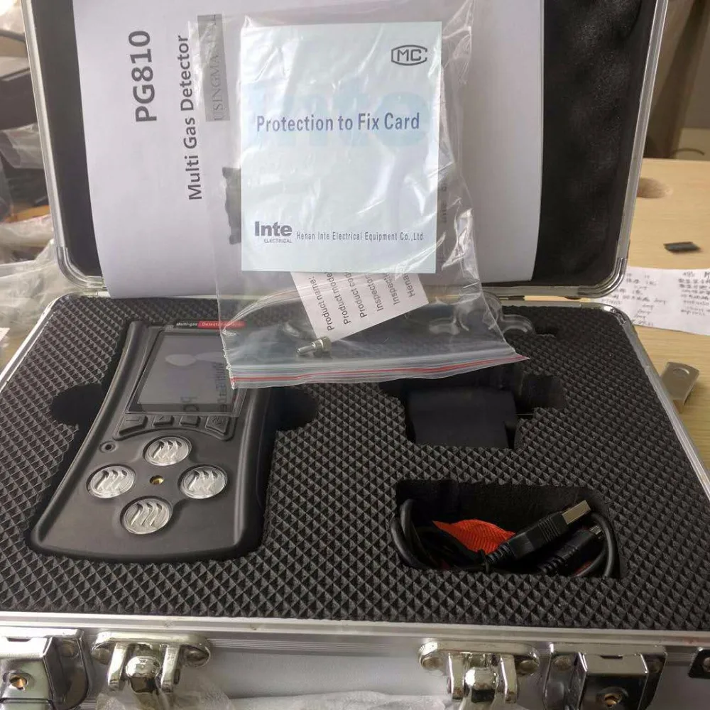 Przenośny PG810 4 w 1 detektor gazów (LEL, O2 , H2S, CO)