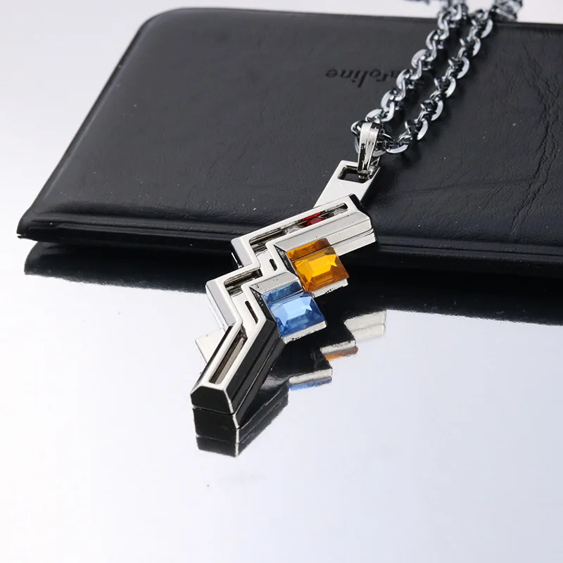 Game Periphery Necklace Exquisite Luxurious Inlay Crystal Metal Pendant Gamer Collection Jewelry for Boyfriend Birthday Gift view 3