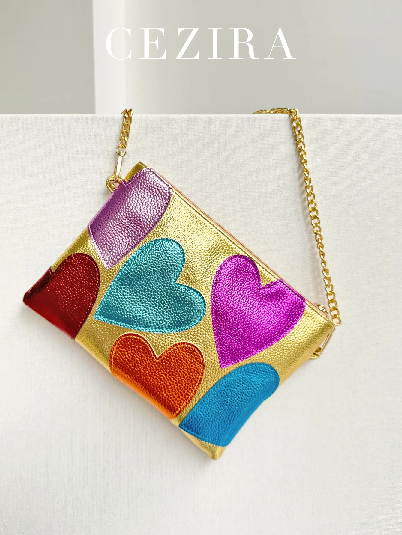 Luxury Design Colorful Metallic PU Leather Clutch Women Fashion Sweet Hearts Pattern Square Handbags Chain Crossbody Girls Purse