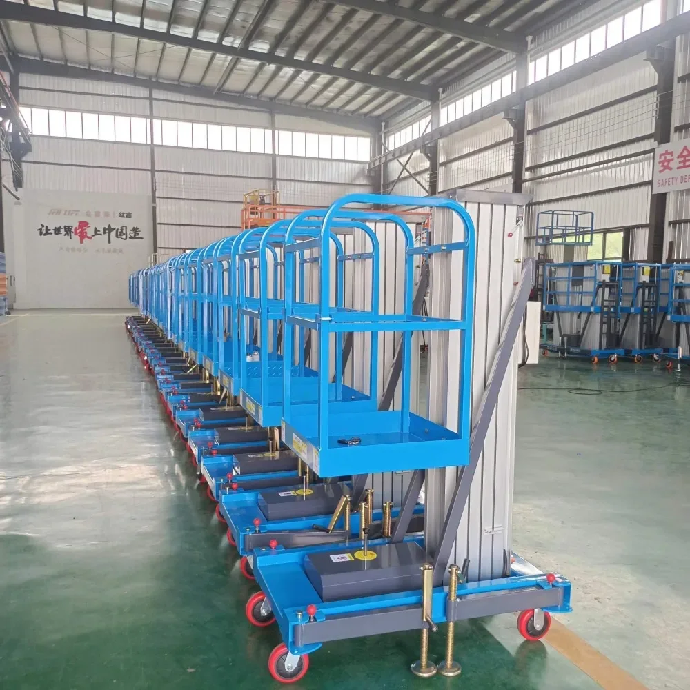 ลิฟท์ไฮดรอลิกไฟฟ้าแบบเสา 4 ม. 6 ม. 8 ม. ลิฟท์แบบพกพาทำจากอลูมิเนียมอัลลอยด์ ลิฟท์แบบยืดหดได้สำหรับขาย