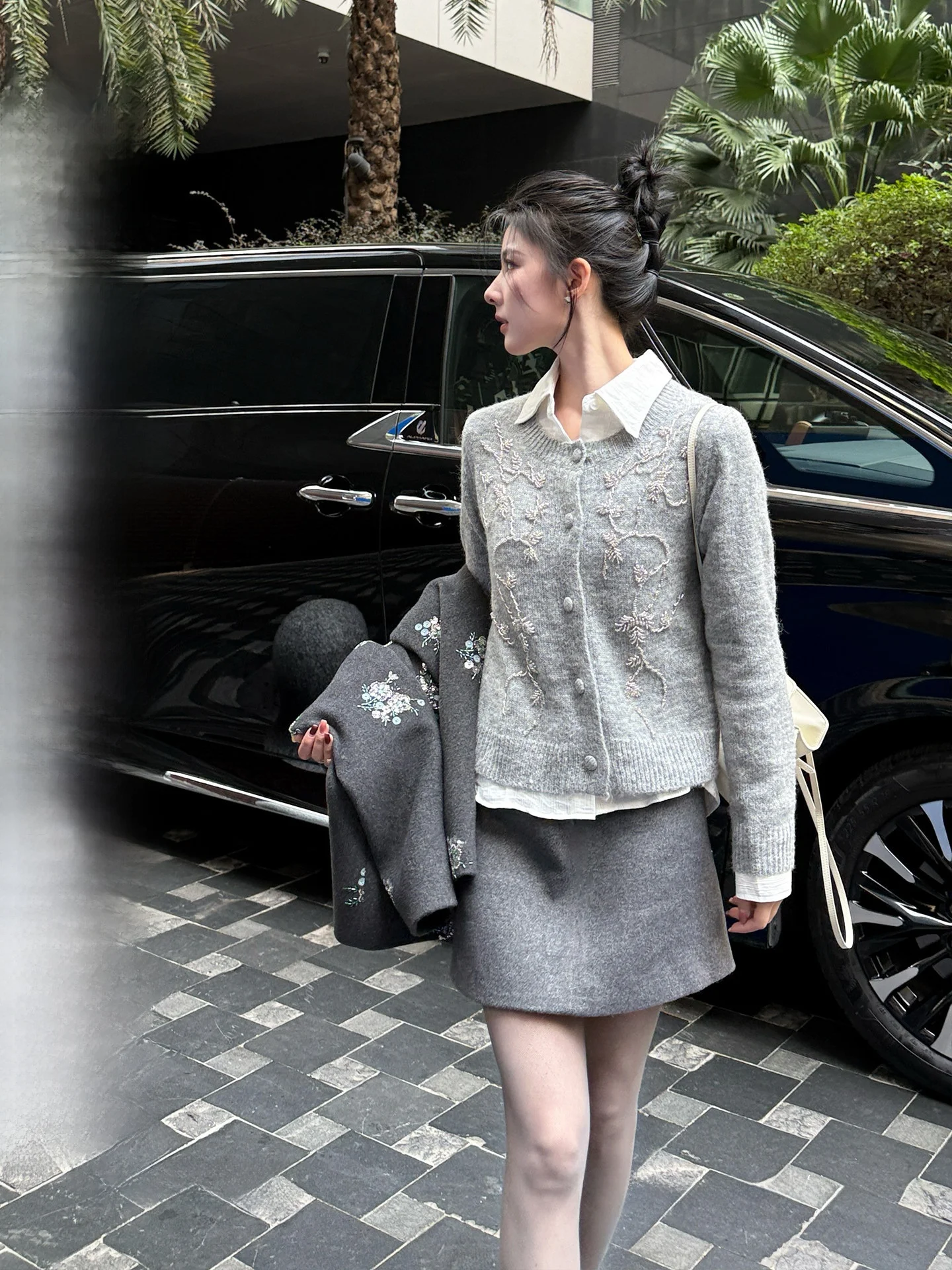 

High-End Series Retro Embroidered Woolen Sweater Coat Women Winter Soft Cozy Long Sve round Ne Thiened Knitted Top