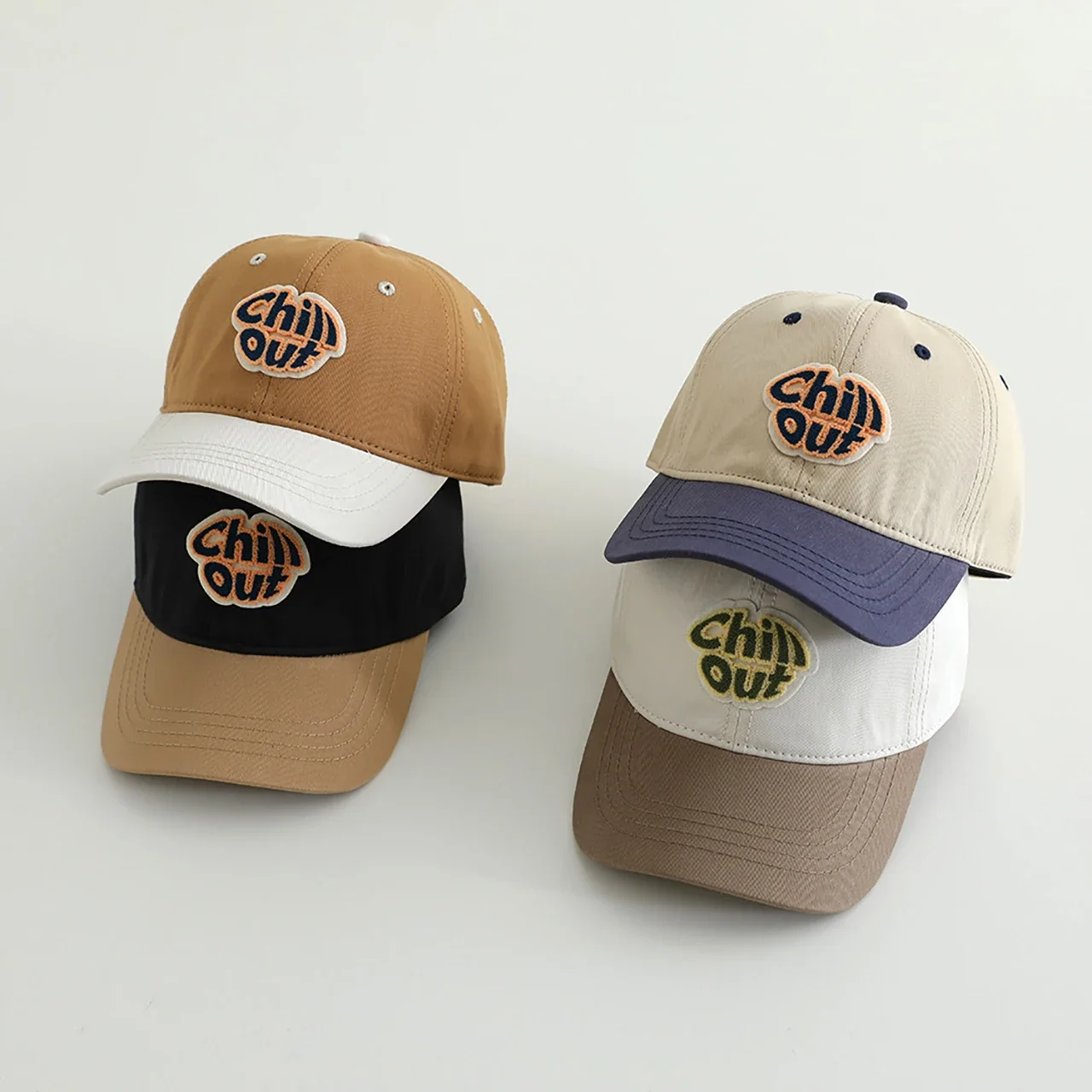 Topi Baseball Anak Fashionable untuk Anak Laki-laki dan Perempuan, Pelindung Matahari Outdoor, Visor, Usia 1-5 Tahun, Topi Duckbill Bayi dengan Blok Warna dan Huruf, Topi Duckbill Anak