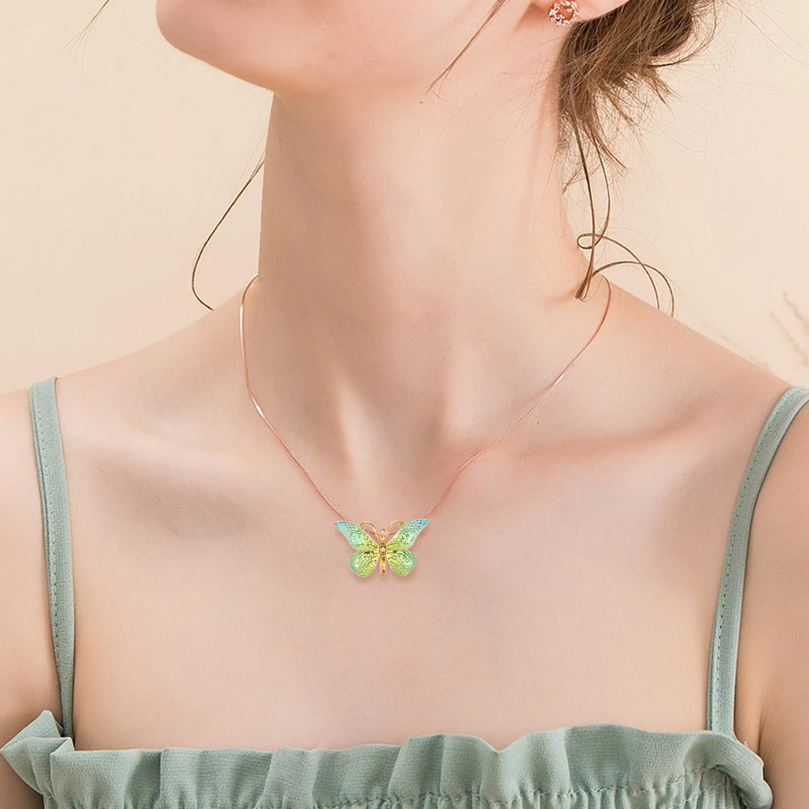 

50 шт. разноцветных милых подвесок-бабочек для рукоделия, изготовления украшений, декора для суккулентов, создания браслетов