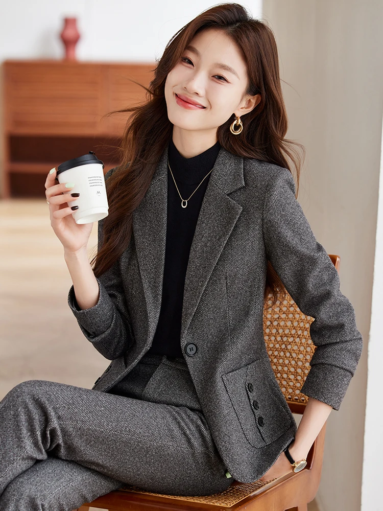 Women's Woolen Suit Jacket Thickened Professional Workwear Commute Style Long Sleeve Button Pocket Warm Anti-Wrinkle