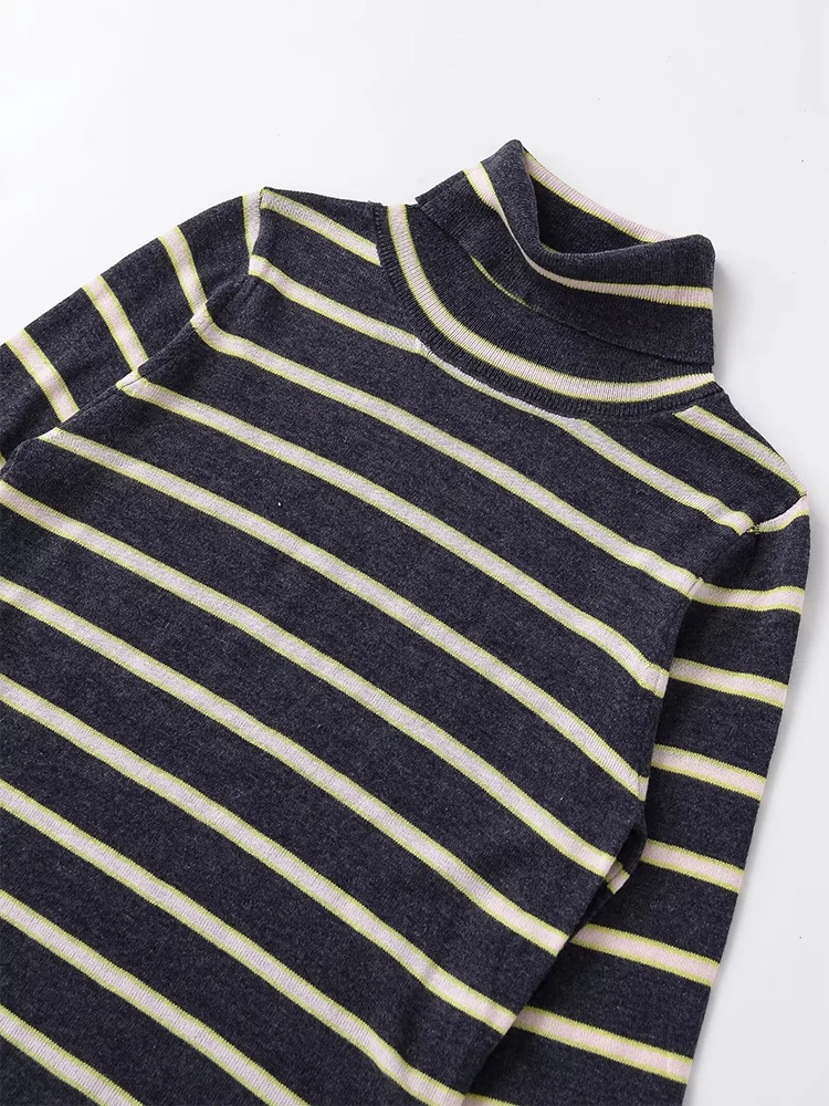 النمط الأوروبي أزياء المرأة الجديدة تنوعا مزاجه مقلمة عالية الياقة طويلة الأكمام محبوك سترة