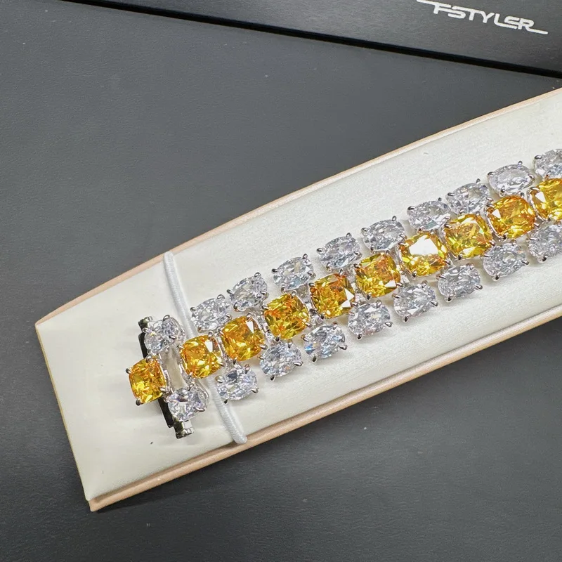 Designer Collection Style Chain Bracelet Women Lady Row Inlay Yellow Cubic Zircon Plated Gold Color Dinner Party Bangle