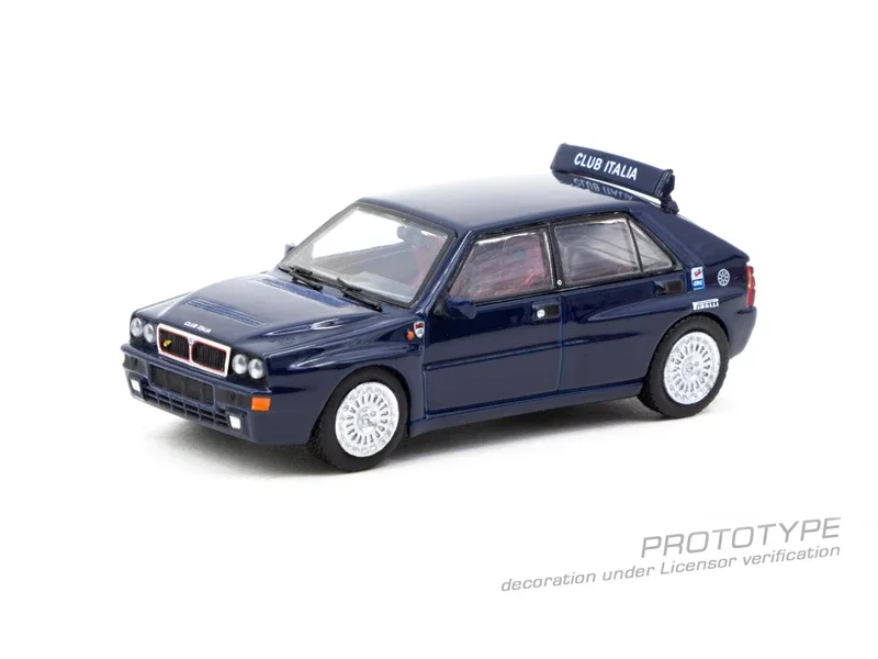 Tarmac Works 1:64 Lancia Delta HF integrale Club Italia Blue Model Car