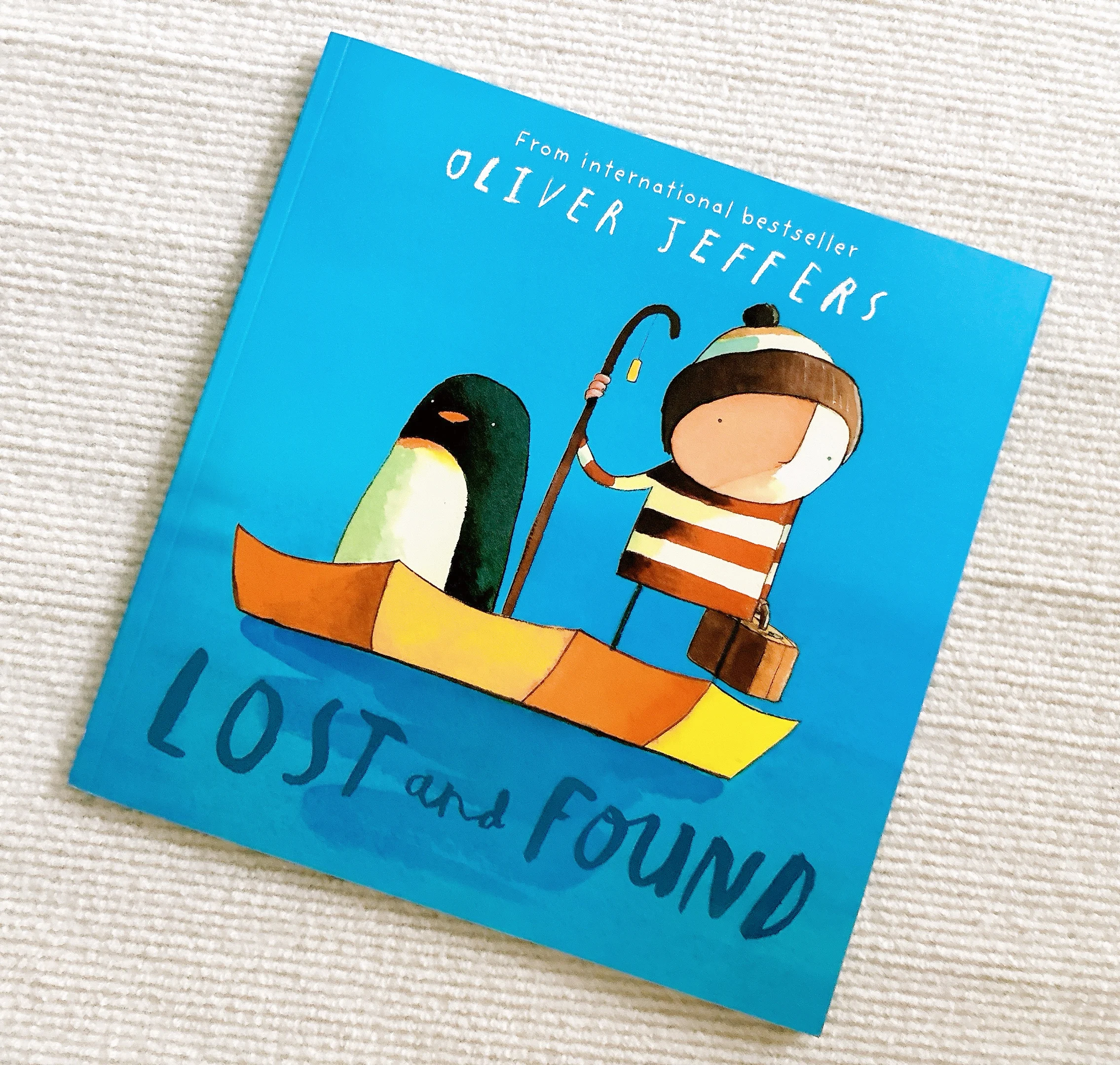 

Oliver Jeffers' famous picture book series "Lost and Found: The Lost Penguin" is a bedtime picture storybook for toddlers