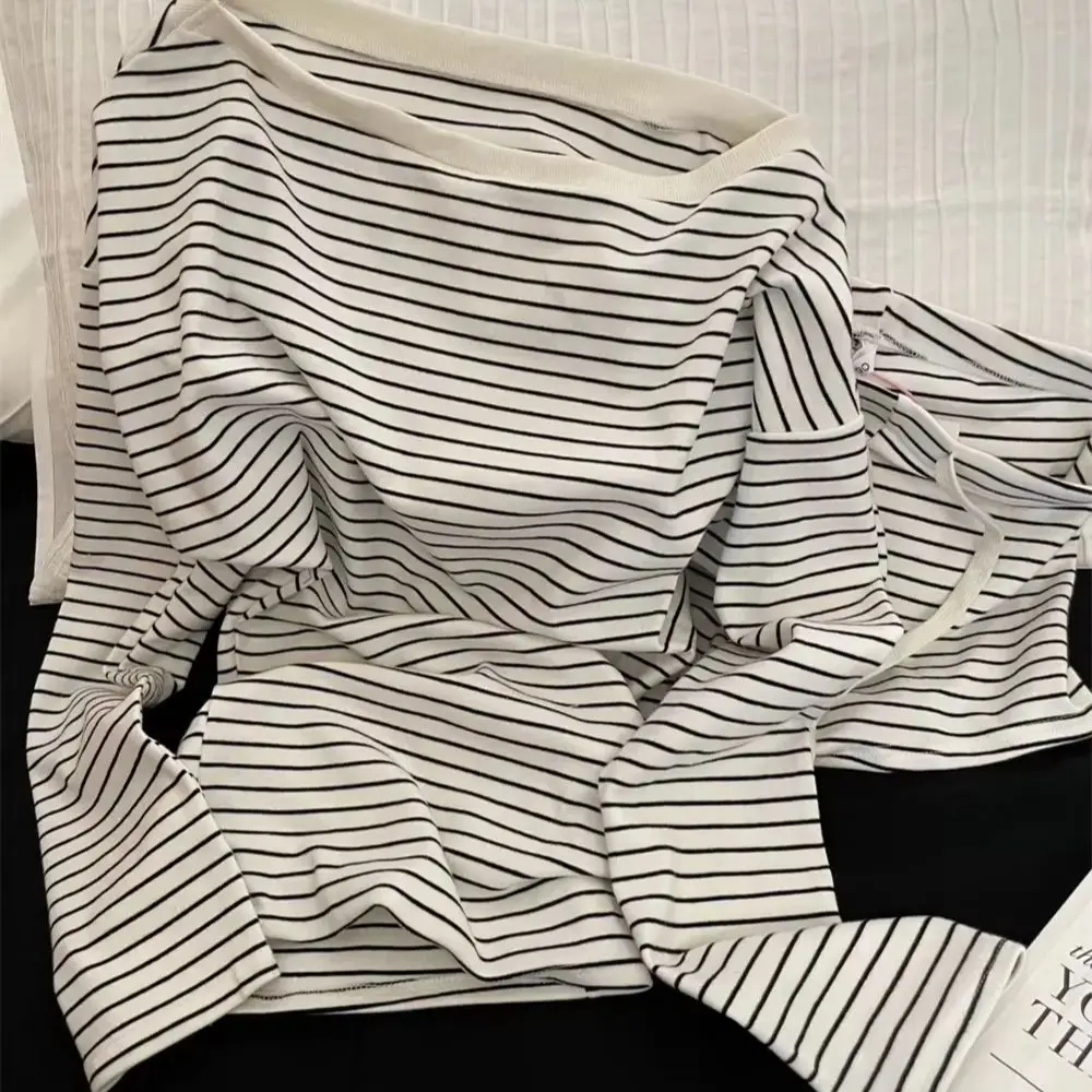 

Summer Pajamas Suit Y2k Korean Harajuku Style Long-sleeved 2 Piece Set Black White Stripes Off Shoulder Shorts Women Home Wear